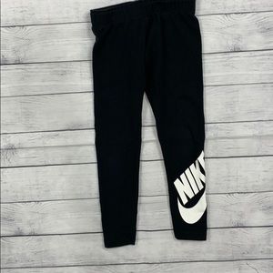 Girls Nike Leggings